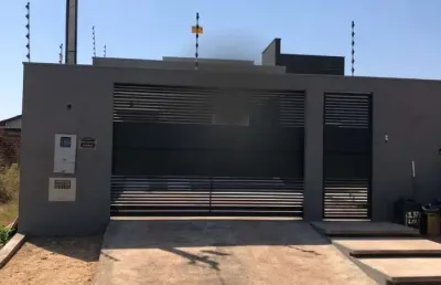 Casa com 3 quartos à venda na Rua Pioneiro Orico Fernandes, Vila Verde, Cacoal