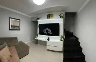 Sobrado à venda com 2 dormitórios | completo, aconchegante vila rosália