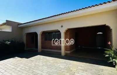 Casa com 3 quartos à venda na Vila Aparecida, Franca 