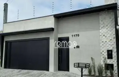 Casa com 3 quartos à venda no Jardim Natal, Franca 