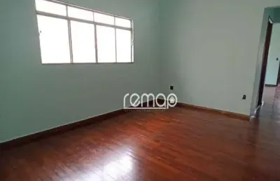 Casa com 3 quartos à venda na Vila Santa Terezinha, Franca 