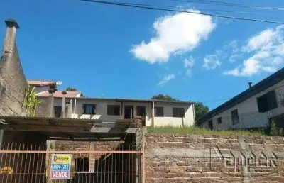 Casa com 4 quartos à venda no Petrópolis, Novo Hamburgo 