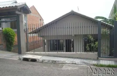 Casa com 2 quartos à venda na Vila Nova, Novo Hamburgo 