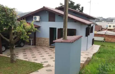 Casa com 3 quartos à venda na Vila Nova, Novo Hamburgo 