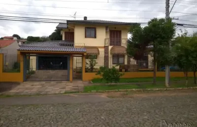 Casa com 3 quartos à venda no Petrópolis, Novo Hamburgo 