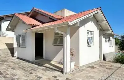 Casa com 2 quartos à venda na Vila Nova, Novo Hamburgo 