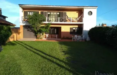 Casa com 3 quartos à venda na Zona Nova, Tramandaí 