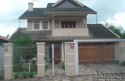 Casa com 3 quartos à venda no Petrópolis, Novo Hamburgo 