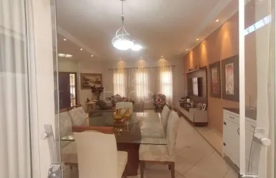 Casa com 3 quartos à venda no Jardim Marilú, Mirassol 