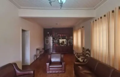 Casa no centro de mirassol, com vocação comercial em uma das principais ruas da cidade!