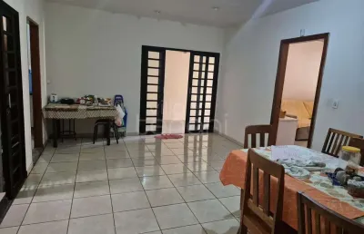 Casa com 3 quartos à venda no Jardim Laguna, Mirassol 