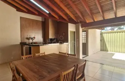 Belíssima casa à venda no regissol i, em mirassol/sp