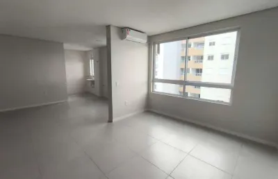 Apartamento com 2 quartos para alugar na rua das cegonhas, 295, pedra branca, palhoça, 79 m2 por r$ 3.990