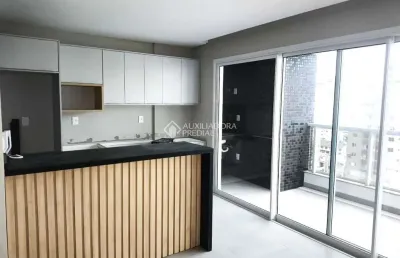 Apartamento com 2 quartos para alugar na rua osni joão vieira, 653, campinas, são josé, 90 m2 por r$ 4.500