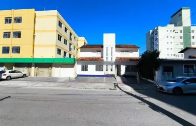 Casa comercial para alugar na rua presidente gama rosa, 252, trindade, florianópolis, 192 m2 por r$ 15.000