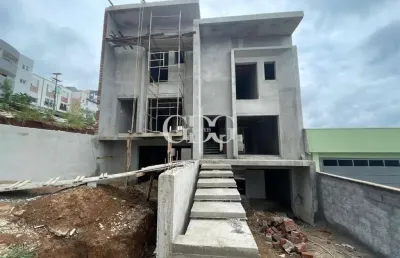 Sobrado novo à venda no bairro colina sorriso - rs.