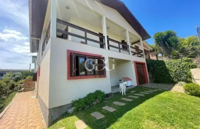 Casa de 2 pisos e 2 moradias à venda no bairro diamantino, em caxias do sul, rs.
