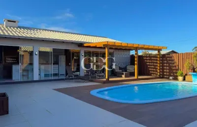 Casa de esquina mobiliada à venda no bairro itapeva, em torres-rs