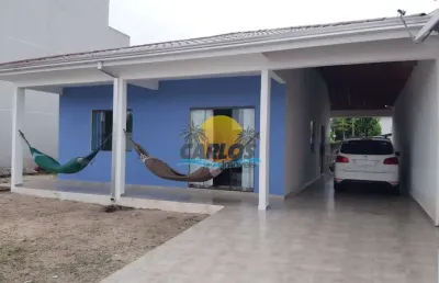 Casa com 3 quartos para alugar na rua paranaguá, 10080, costa azul, matinhos por r$ 800
