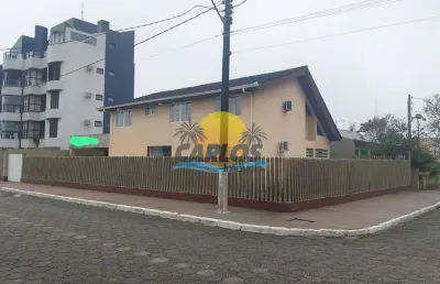 Casa com 5 quartos à venda na 1 esquina com a lateral, 316, saint etiene, matinhos por r$ 950.000
