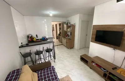 Condominio fechado/03 quartos/02 vagas/otima localização