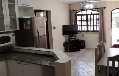 Casa com 2 quartos à venda na Rua Barão do Cerro Azul, 2460, Brejatuba, Guaratuba