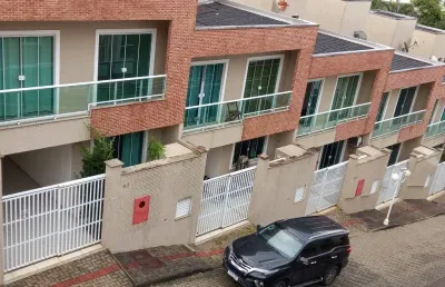 Lindo sobrado de m balneário camboriú, bairro nova esperança