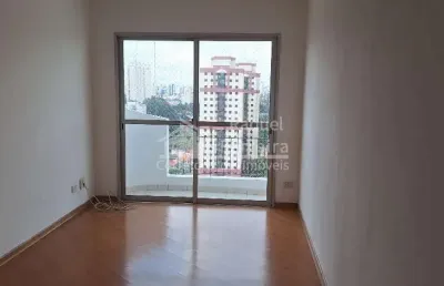 Apartamento com 2 quartos para alugar na rua josé benedito salinas, jardim marajoara, são paulo por r$ 2.574