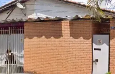 Excelente casa térrea 02 dormitórios/01 vaga - valor $ 500.000,00