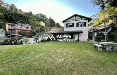 Casa com 4 quartos à venda no panorama, teresópolis , 370 m2 por r$ 1.450.000