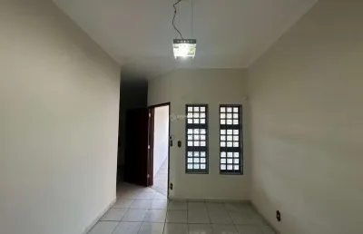 Casa com 3 quartos para alugar no presidente, araçatuba  por r$ 1.300