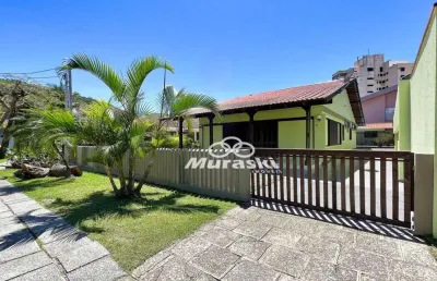 Casa com 5 dormitórios à venda, 275 m² por r$ 2.800.000,00 - centro - guaratuba/pr