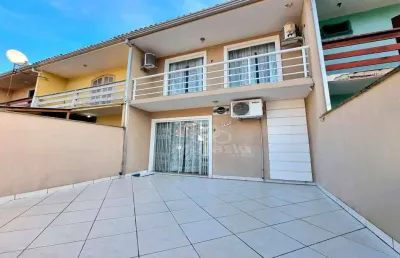 Sobrado com 3 dormitórios à venda, 75 m² por r$ 450.000,00 - centro - guaratuba/pr