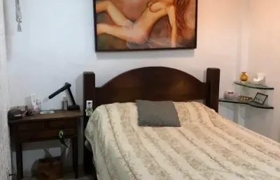 Apartamento com 02 dormitórios, com 72 m2 bem localizado