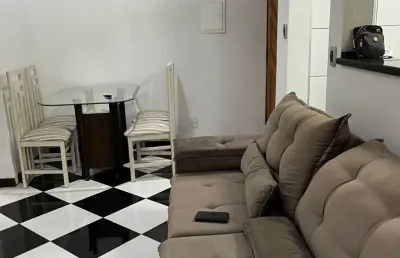 Apartamento com 02 dormitórios, sala, cozinha, 01 wc, 01 garagem, ótima localização.