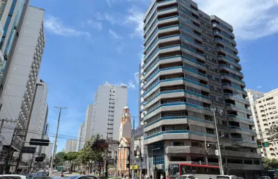 Espaço e localização privilegiada definem este apartamento exclusivo de 280m²!
