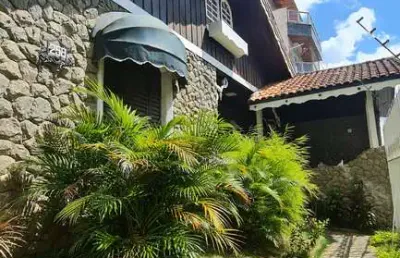 Casa  com 4 quartos à venda! viva no tradicional bairro bom pastor com todo o conforto que sua família merece