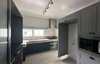 Um apartamento de alto padrão no coração do centro,  onde o luxo encontra a tranquilidade.