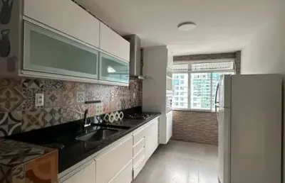 Amplo, bem dividido e no coração da cidade: conheça seu novo lar no ed. antônio sejan ganimi!  apartamento 3 quartos à venda no centro.