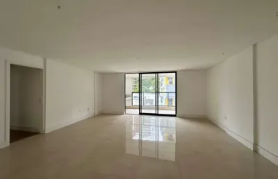 Viver no granbery é ter o melhor dos dois mundos, e esse apartamento é o auge do luxo.