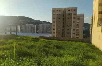 Terreno à venda na Rua Catulo Breviglieri, Santa Catarina, Juiz de Fora