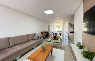 Casa com 2 quartos à venda na Rua Helena Teixeira de Carvalho, Novo Horizonte, Juiz de Fora