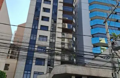 Cobertura triplex no coração da cidade: conforto, exclusividade e um verdadeiro refúgio urbano!