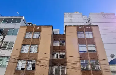 Morar no coração da cidade com praticidade e comodidade! apartamento à venda no centro.