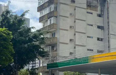Apartamento com 3 quartos à venda na Rua Conselheiro Nabuco, Casa Amarela, Recife