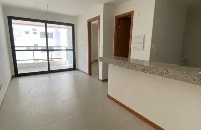 Apartamento andar alto, 2 suítes, 2 vagas, valor à baixo do mercado.