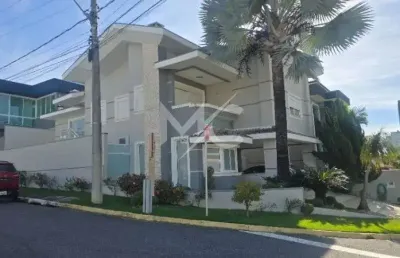 Casa em condomínio fechado com 4 quartos à venda no loteamento villa branca, jacareí  por r$ 2.000.000