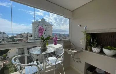 Apartamento 2 suítes a venda no bairro estreito florianópolis