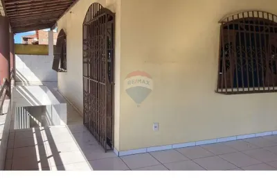 Casa com 4 quartos à venda no Centro, Dias D'Ávila 