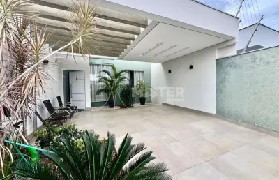 Casa semimobiliada e com spa no jardim tóquio em maringá.